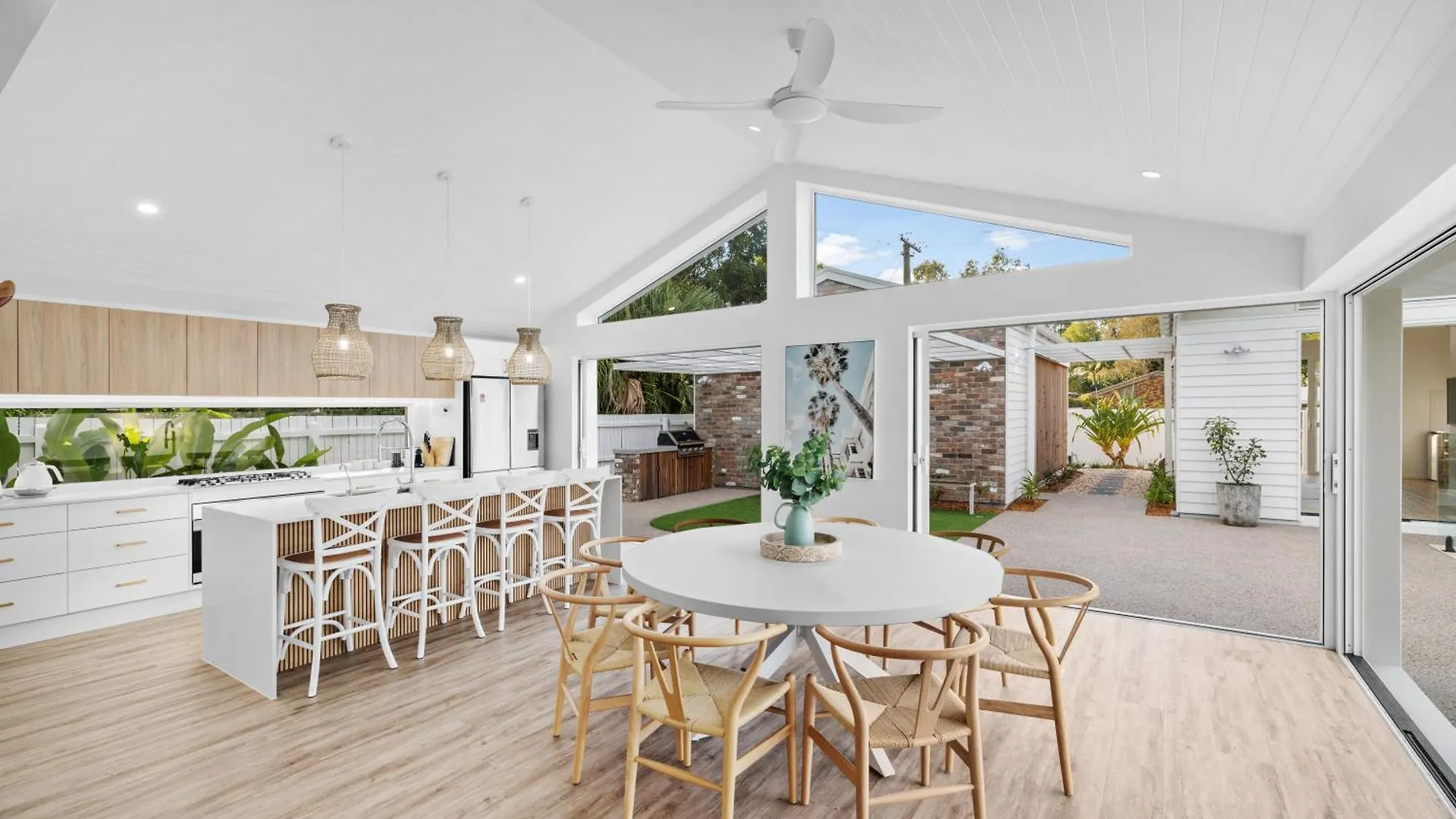 فيلا Brand New Coastal Oasis - Family & Pet Friendly. شاطئ كولوم 0*,  أستراليا