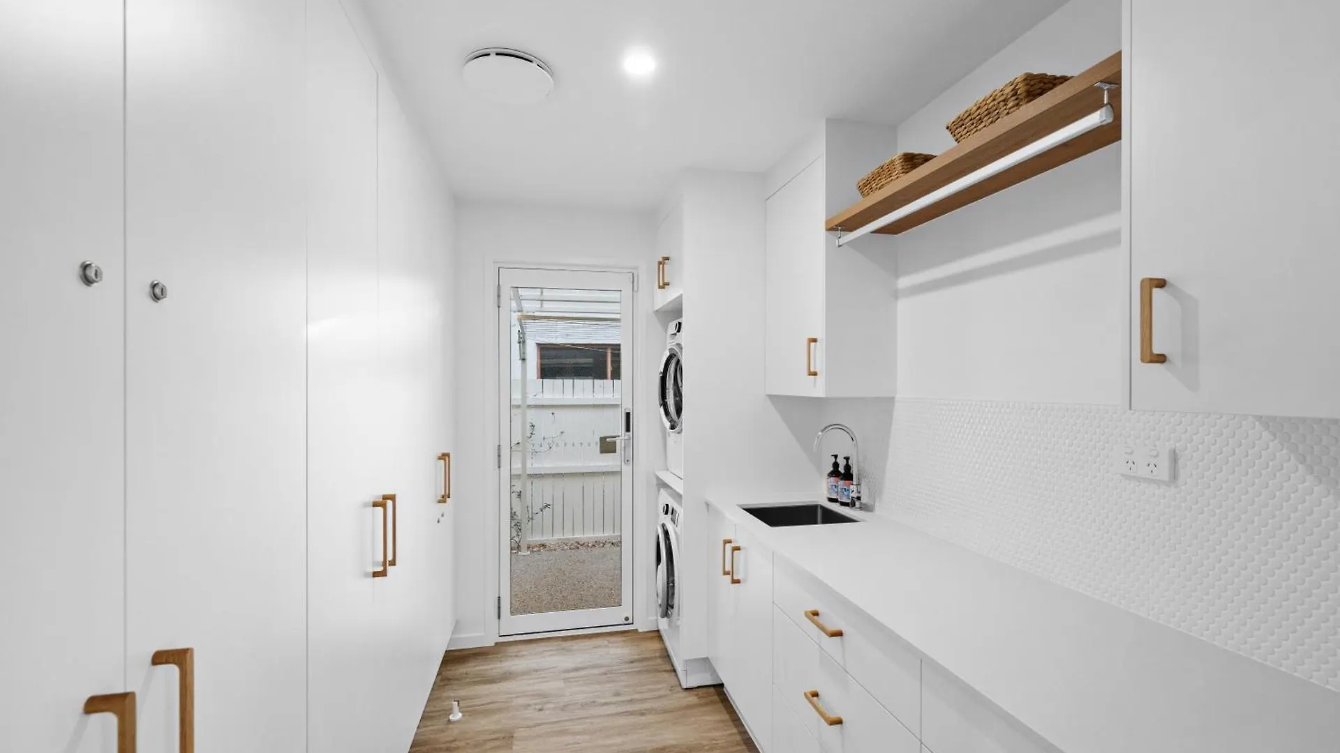 فيلا Brand New Coastal Oasis - Family & Pet Friendly. شاطئ كولوم بيت للعطل